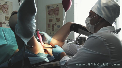 Medical fetish studio gynclub: Esame ginecologico duro
