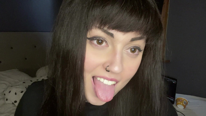 Miss Valentina: Honění s Manželkou v domě JOI