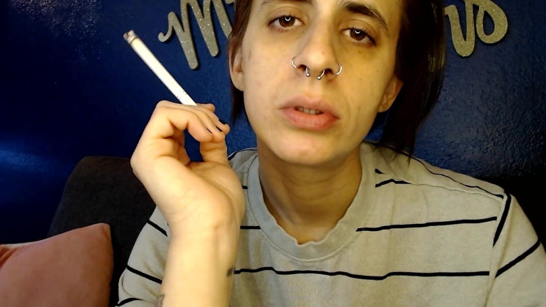 Abby Anna: Tiempo de humo por la tarde
