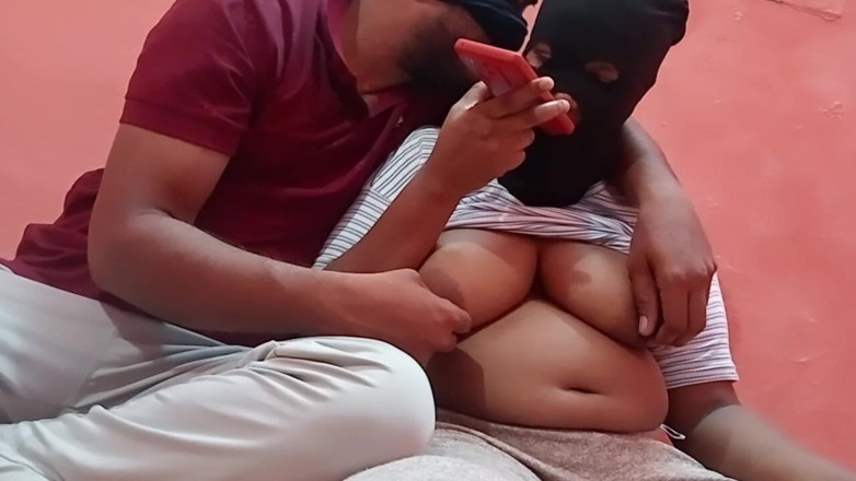 Priya aunty: Aplicación Dostt caliente hablando sucio con el cliente