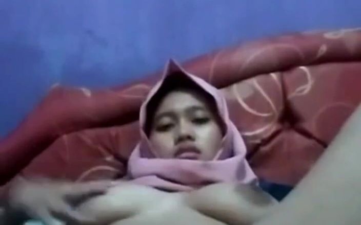 Jilbab69: Sange Hijab Selepas Kolej