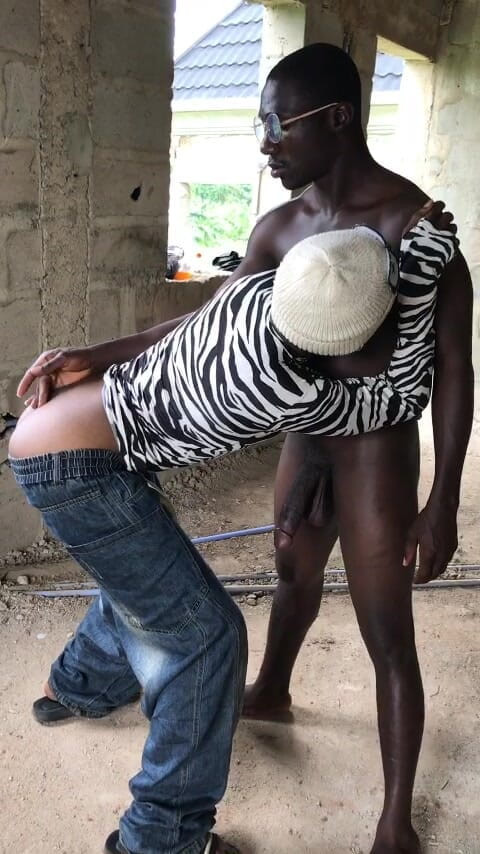 Sexydaddy: Дно отвело меня в незавершенный, где я трахался с ним с массивным большим хуем