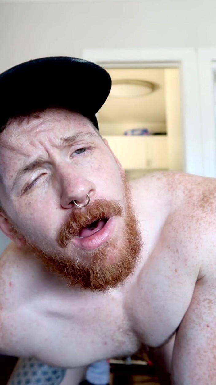 Stevie Trixx: Ftm stevie trixx dientot sama mesin seks