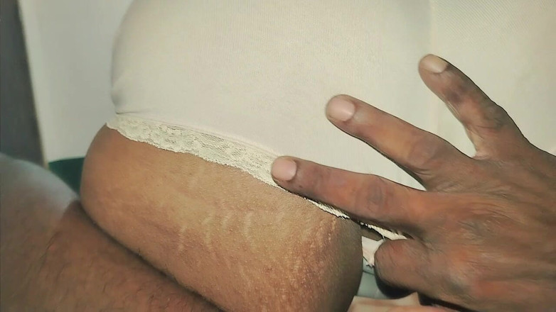 nilanthi69: Passionate Doggy Style with Indian Aunty
