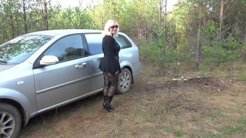 RedRoseRus: Hot MILF in Sexy Mini Dress