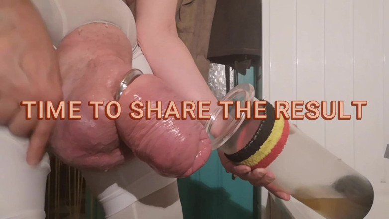 Monster_Meat_: Pissing inside my pumptube