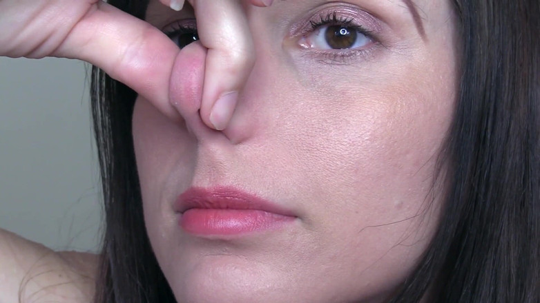 Quinn brooks: Nose Pinching