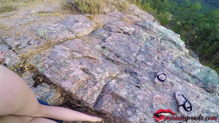 Miriam Prado: Přítelkyně se sexy kundičkou miluje šukání venku