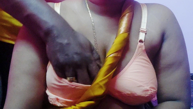 Desi Mohini: 인도 인도 연인 풀 하드 힌디어 섹스 비디오 시작