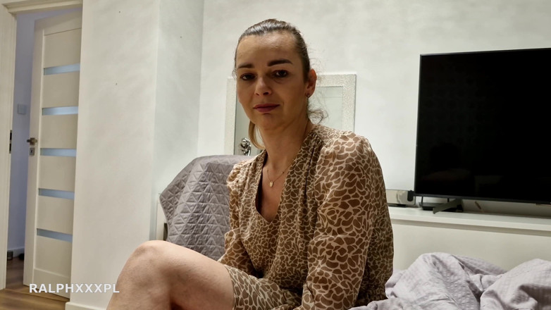 RalphXXXpl: Üvey annem benden onu hamile bırakmamı istiyor, bana hamile kalmak...