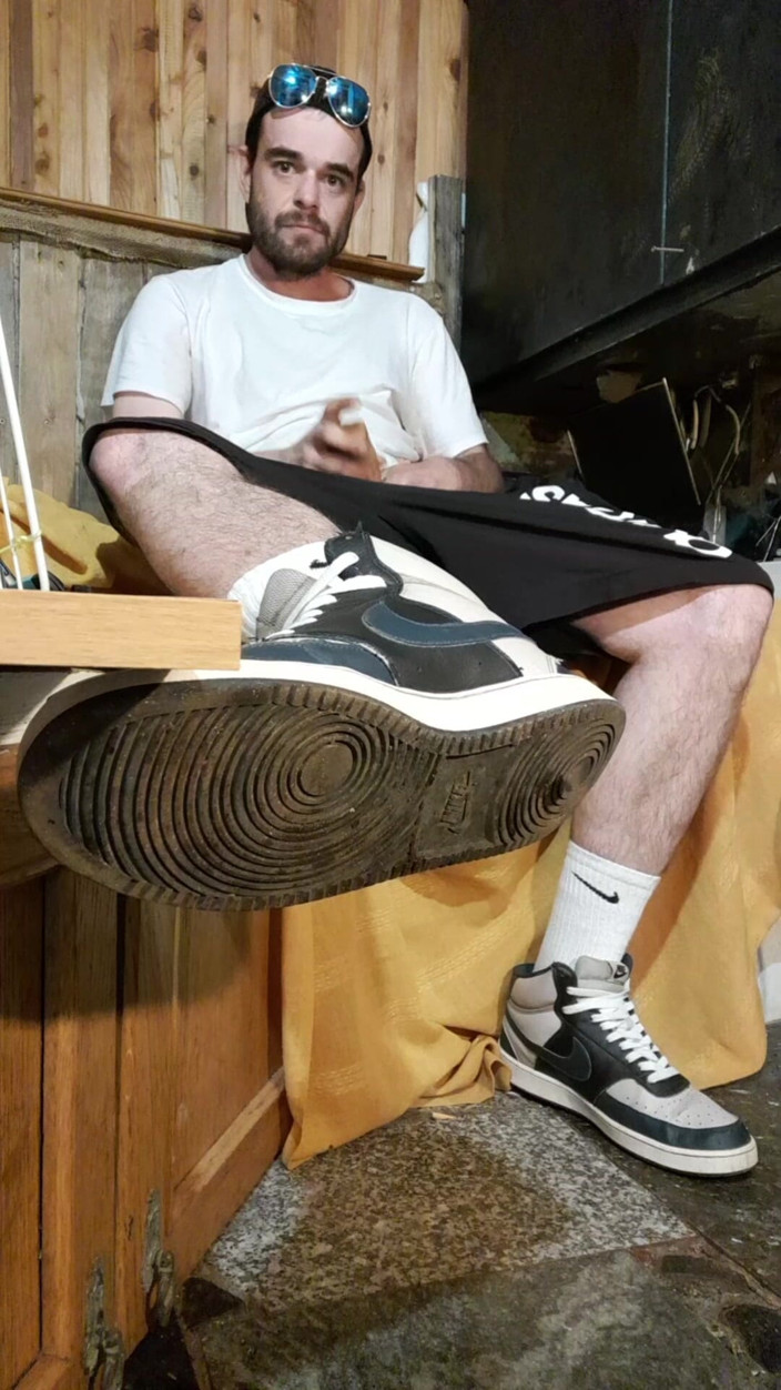 jerkofflover: Con Zapatillas Nike
