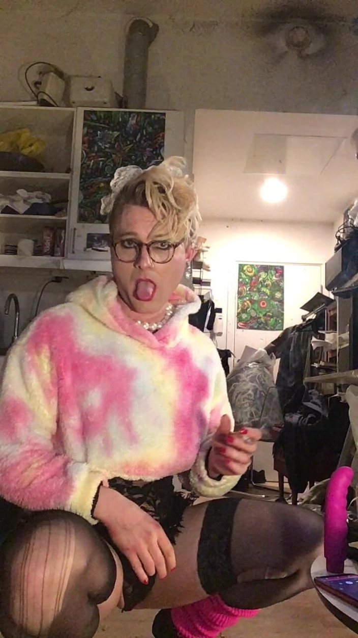 Sissy Cindy Slut: Sissy Fag Whiteboi Jes Brinch