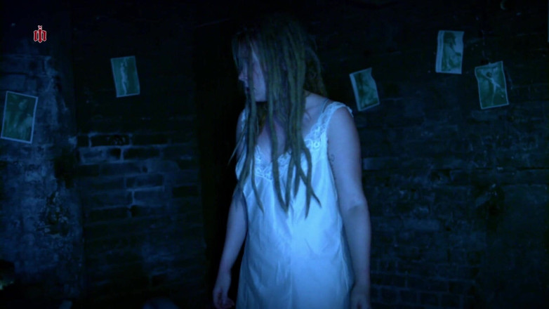 Inquisition and prison world: Interrogatorio di una ragazza carina dreadgirl 2 - (dark House 2)