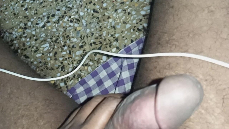 Fucking my wife: 私のインド人の妻がアナルと胸をセックスしている