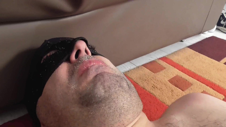 Foot Girls: Rubbing and filing their soles into his mouth