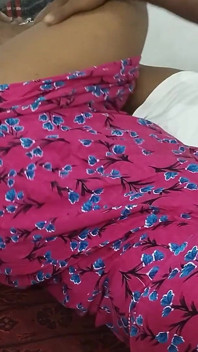 Bà nội trợ Tamil nóng bỏng đụ bạn trai cũ