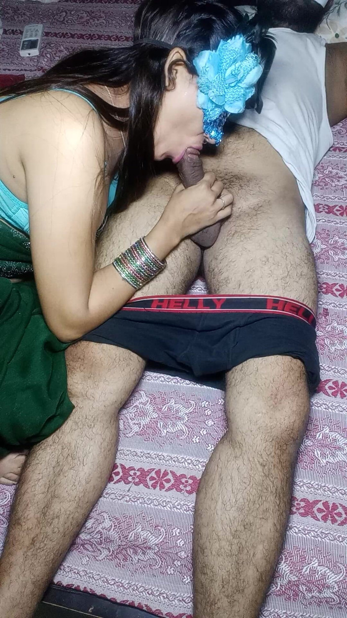 cuteindiancpl21: Bini Panas India Menghisap Suaminya