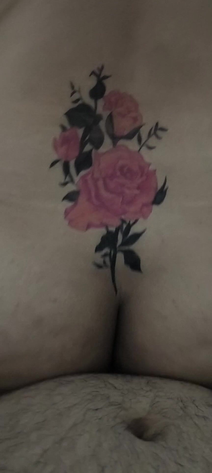 Lucy_Milf: Indyjska żona z fałszywą gorącą mamą z tatuażem