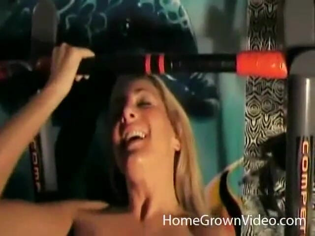 Homegrown Wives: Crot sperma di dalam gratis sama maxxx loadz
