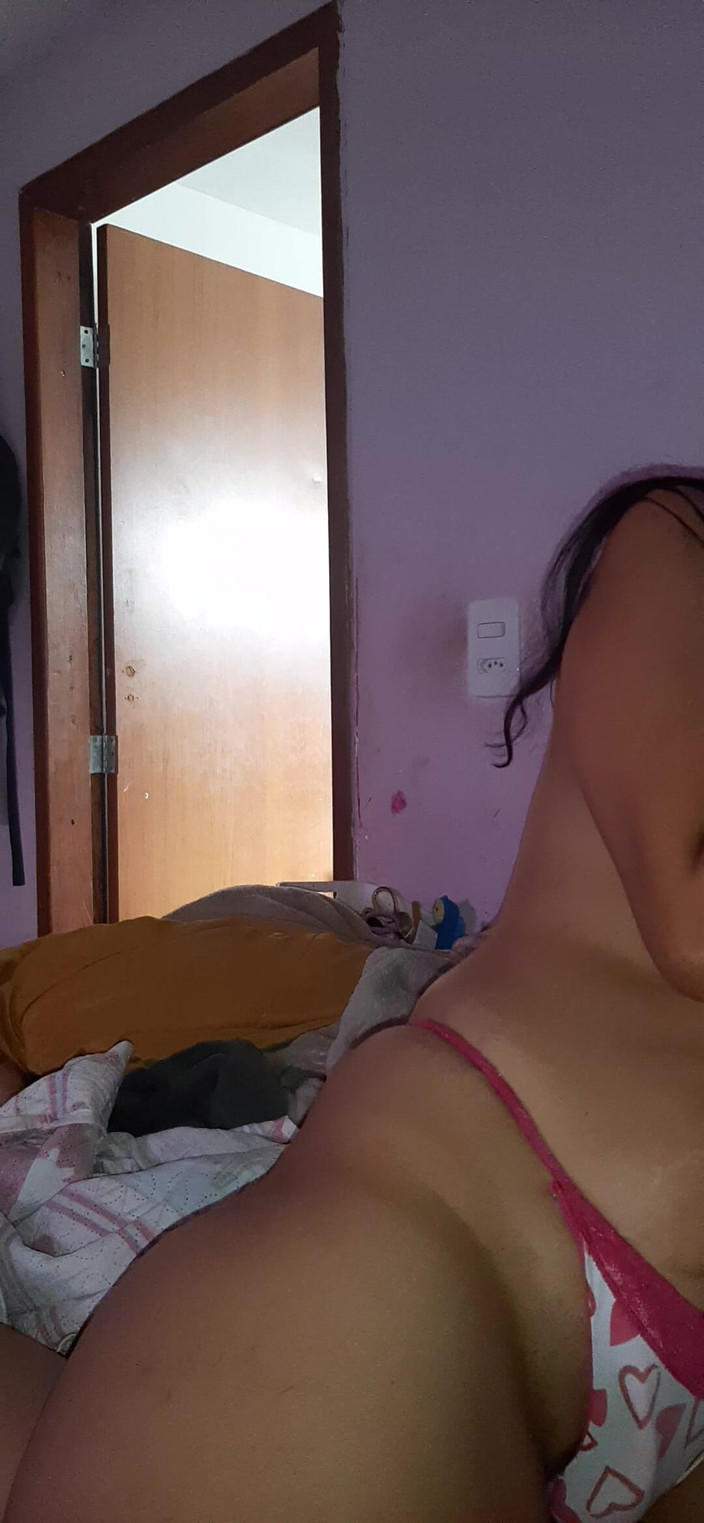 Renatinharj: Vanessinha was zo opgewonden dat ze heet op mijn lul...