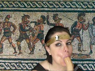 Sexy Milf: Echte römische göttin lutscht deinen schwanz