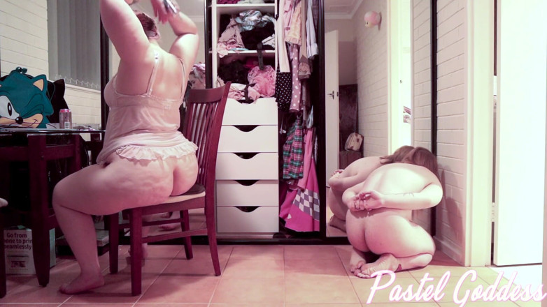 PastelGoddess: Slave sniffs farts during corner time