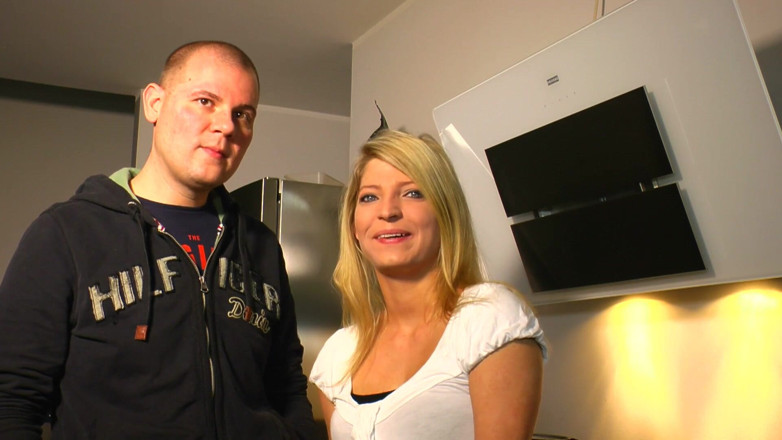 German amateur - 100% German hardcore videos: Morena flaca follada en acción swingers