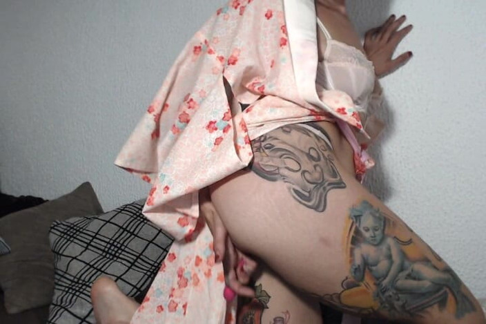 Goddess Maya: Geisha con la maschera
