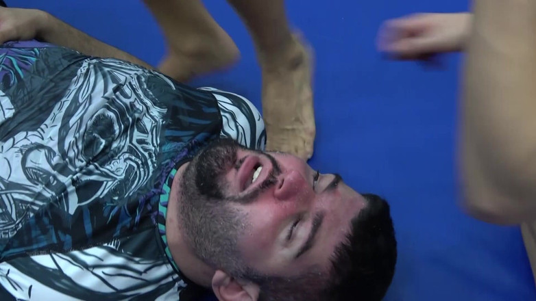 FemDorado: Facesitting-Wettbewerb mit antscha