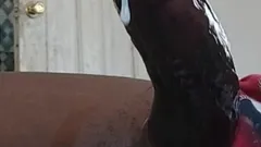 张开你操嘴婊子并品尝爸爸的果汁高潮