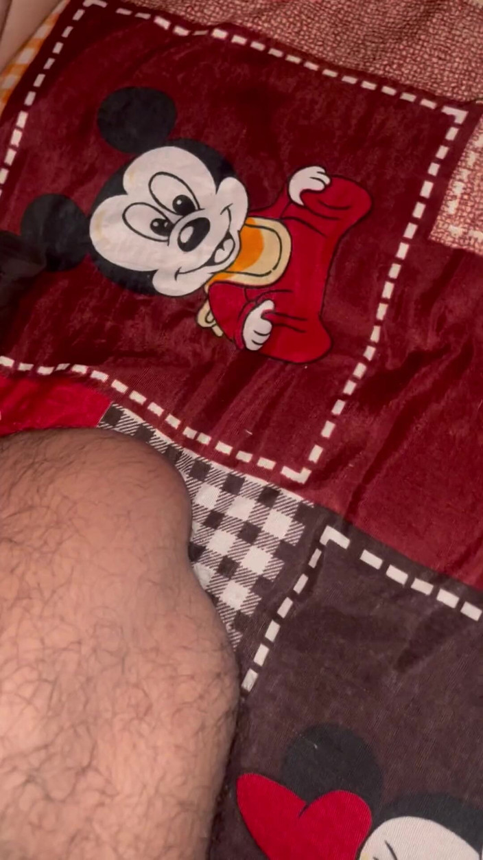 Rishi: Indian Landlady Datang Bilik Penyewa Pada Waktu Malam Dan Curang...