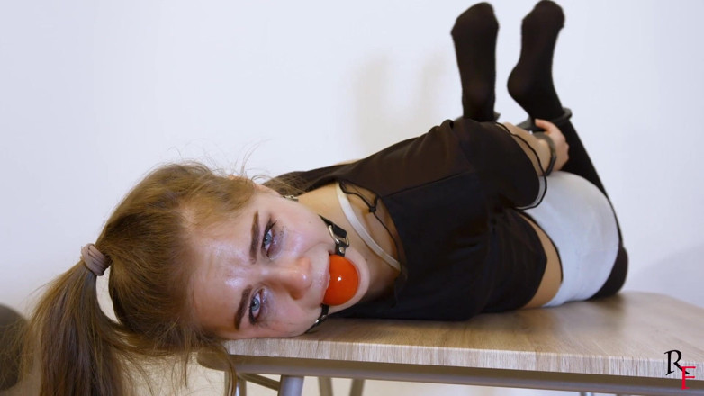 RF studio production: La sfida di resistenza di leya