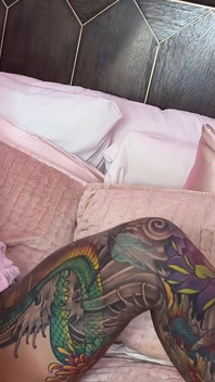 Bianca Bailee 그리고 Kali Roses 부드러운 소녀 가위질 및 보지 플레이