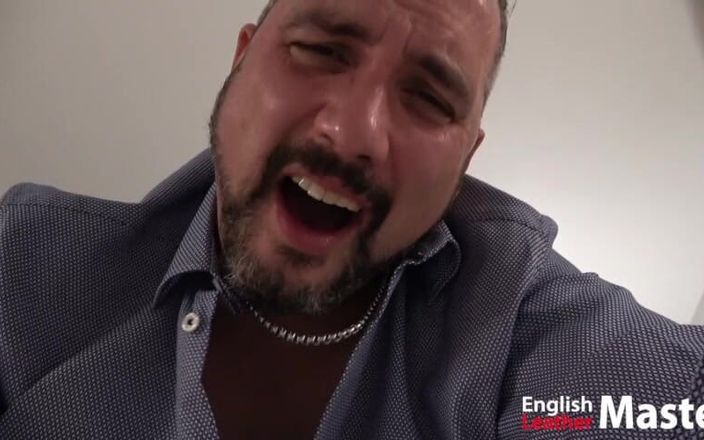 EnglishLeathermaster: Бизнесмен занимается любовью с сисси в словесном видео от первого лица
