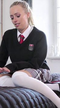 Holly Gibbons'ın yer aldığı röportaj
