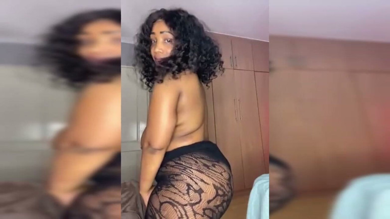 Legendary Booty Overdose: BBW Striptease &amp; Ass Worship