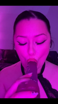 I Look so Pretty Sucking Dick I Wish It Was the Real Thing