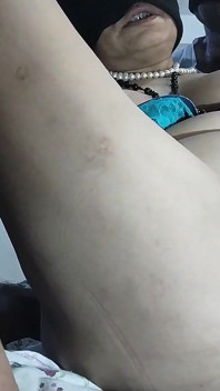 Sex Toy Kay Sath Chut Ka Pani Nikala