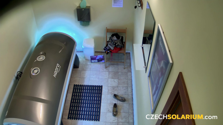 Czech Solarium: チェコのソラリウム153:若い女性が三度目のアソコを擦る