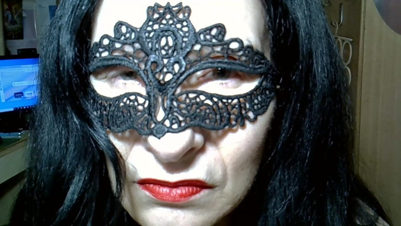 WEBREGINETTA2023: Punčocháče stojící při močení