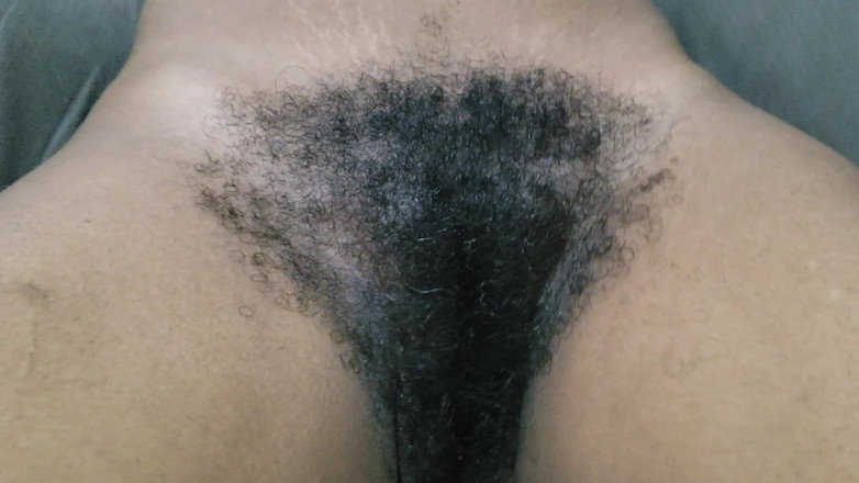 Lovemina: Incrível buceta quente da milf em movimento demais e sua...