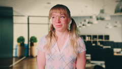 Jolie Lyon: 我是一个办公室荡妇作为继父的惩罚