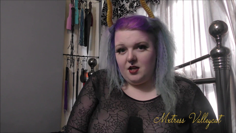 Mxtress Valleycat: Demon turns you into a girl to donate your debts