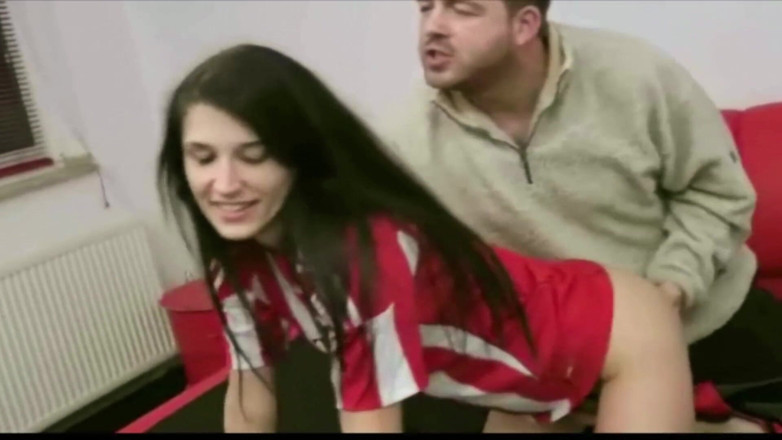 Monde Francais: フランスから来たインクを塗った美女が彼女のきついマンコの穴を犯された