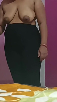 Quitter l’hôtel de Kavita Bhabhi