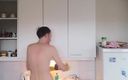 Exhibi gay NL: Doing the Dishes