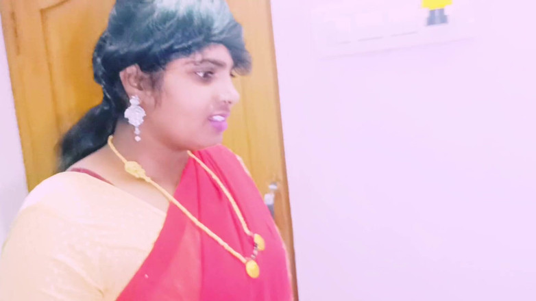 Telugu honey lips: Con trai riêng và mẹ kế Ấn Độ thổi kèn và làm...