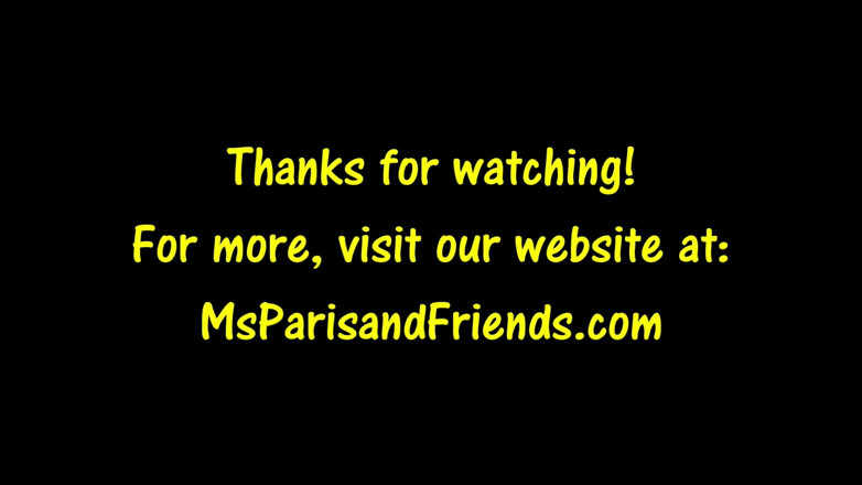 Ms Paris and Friends: Si prende una pausa per far bagnare le sue mutandine