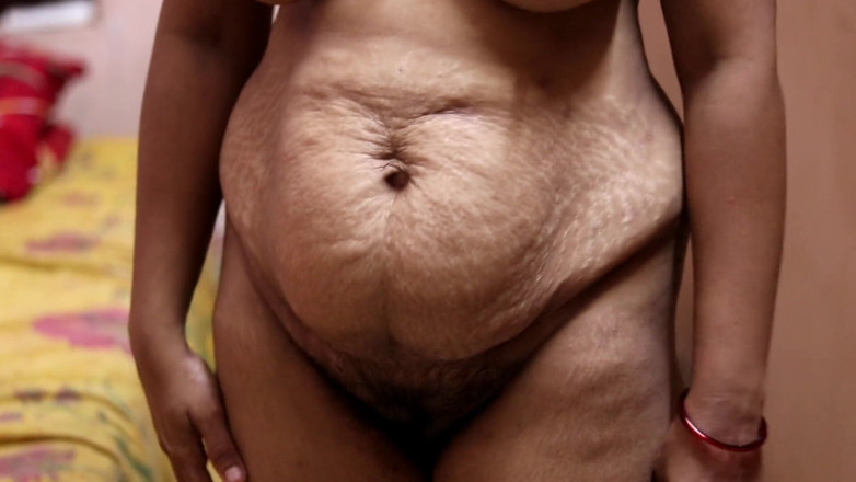 Bijukumar: Chica de pueblo tamil muestra sus tetas delante de su...