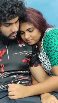 Hand Job Romance of Indian Mallu Couple